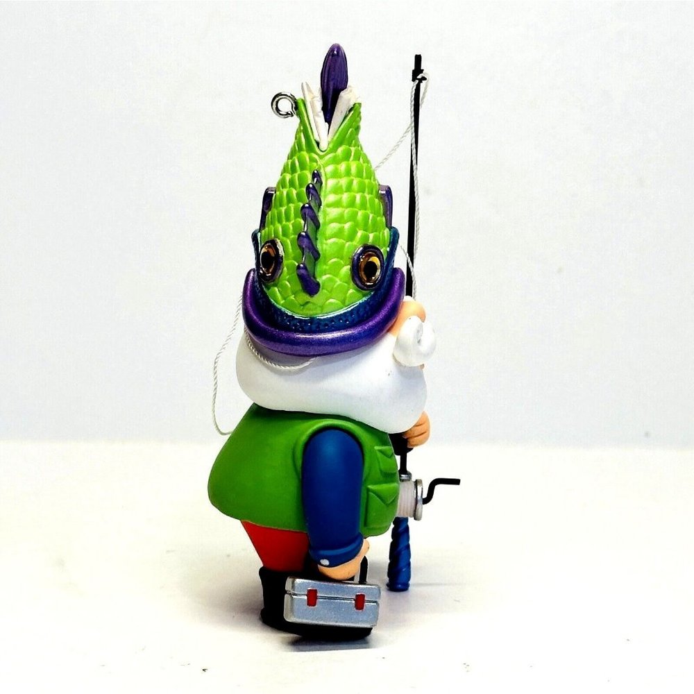 Hallmark Keepsake Catch of the Day Santa Fishing Ornament 2004 VTG - Picture 6 of 9